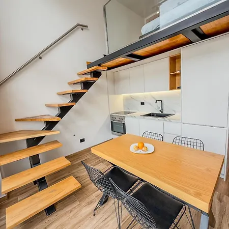 Διαμέρισμα Superior Duplex 3 *